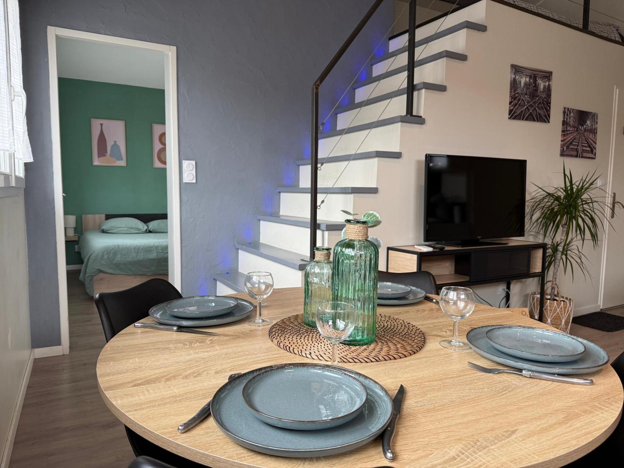 Loft, Studio And Love Rooms Bourg-Saint-Christophe Luaran gambar