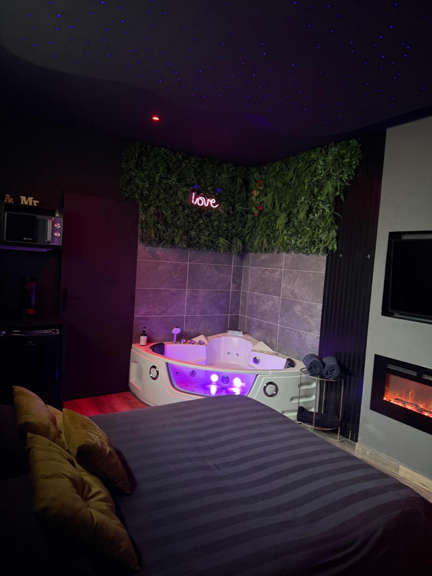 Loft, Studio And Love Rooms Bourg-Saint-Christophe Luaran gambar